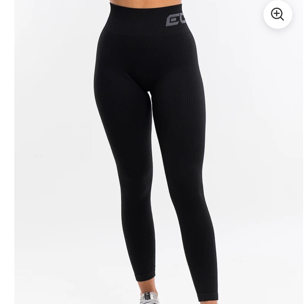 ECHT Arise Comfort Leggings in the Color Black (Women’s Size Medium)